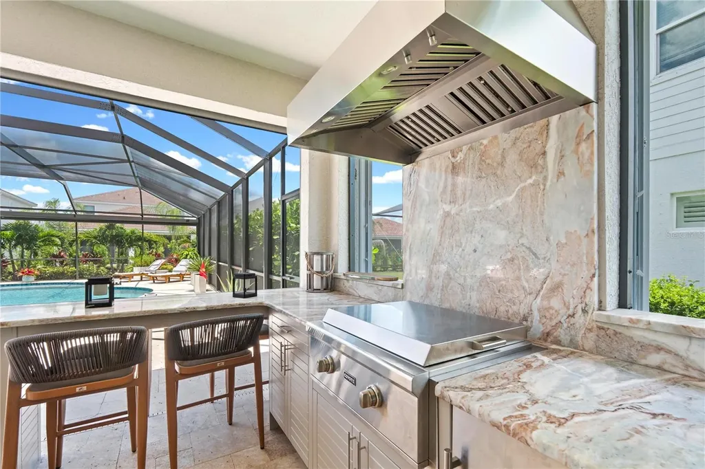 2570 Wild Cherry Path Sarasota FL 34240