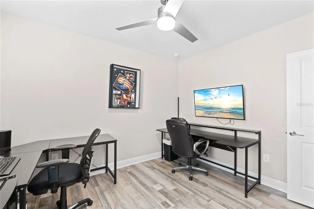 2570 Wild Cherry Path Sarasota FL 34240