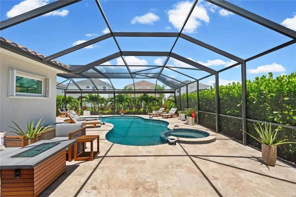 2570 Wild Cherry Path Sarasota FL 34240