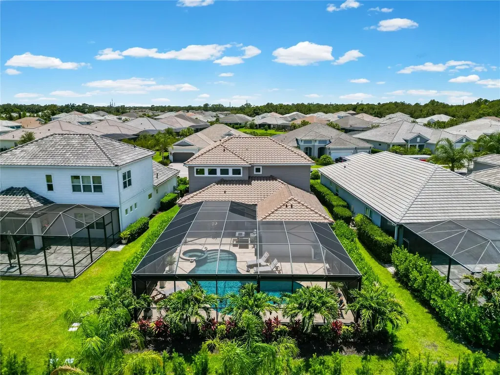 2570 Wild Cherry Path Sarasota FL 34240