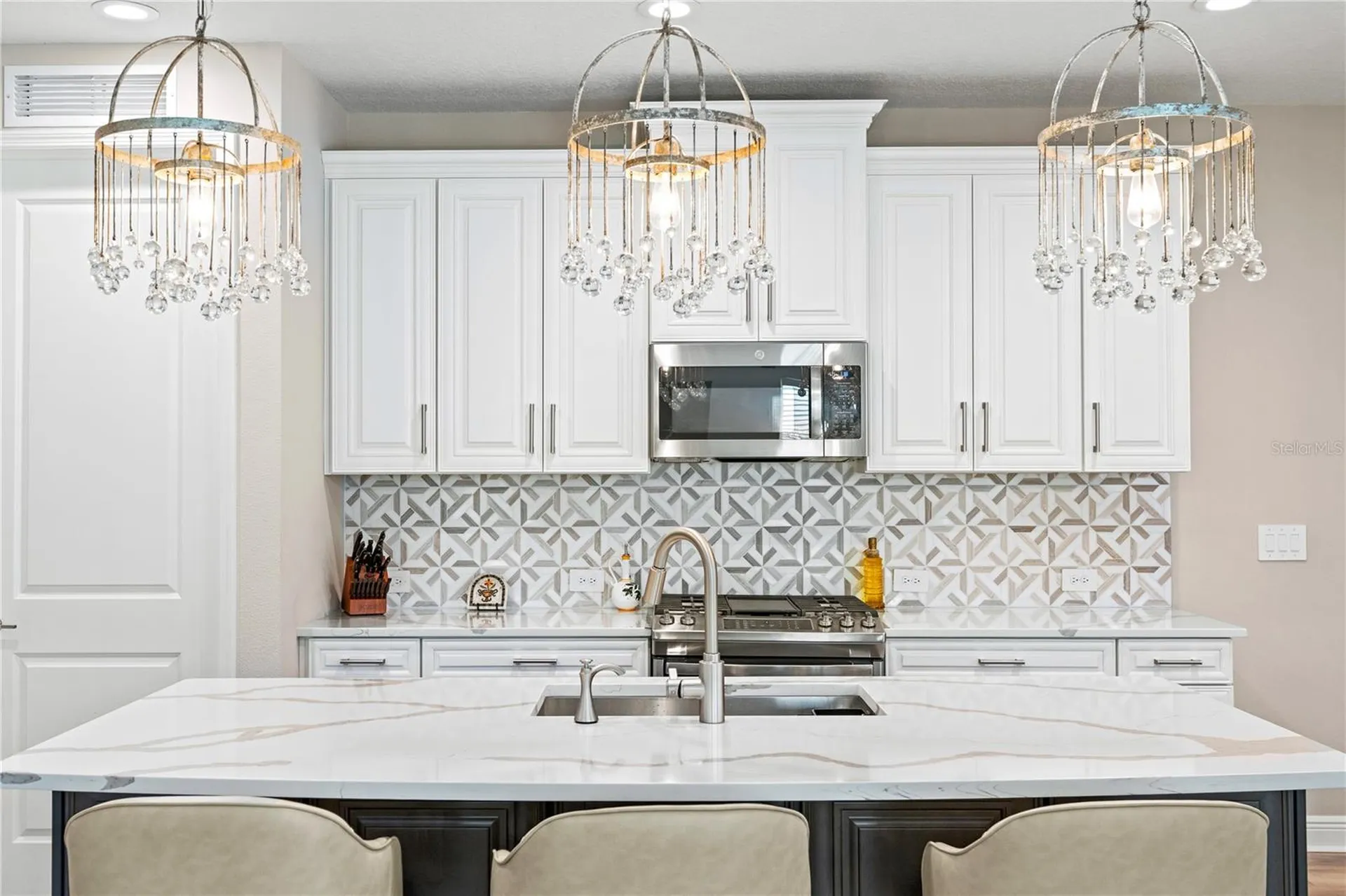 2570 Wild Cherry Path Sarasota FL 34240