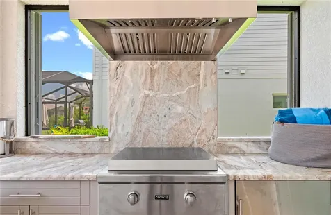 2570 Wild Cherry Path Sarasota FL 34240