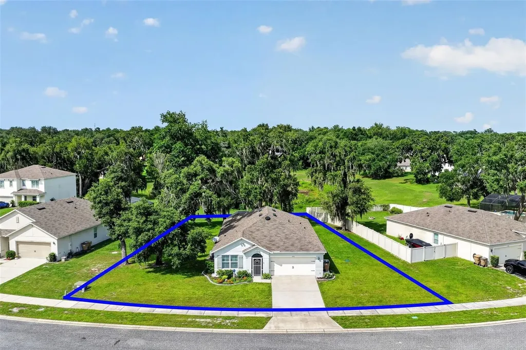 10521 Bronze Leaf Court Leesburg FL 34788