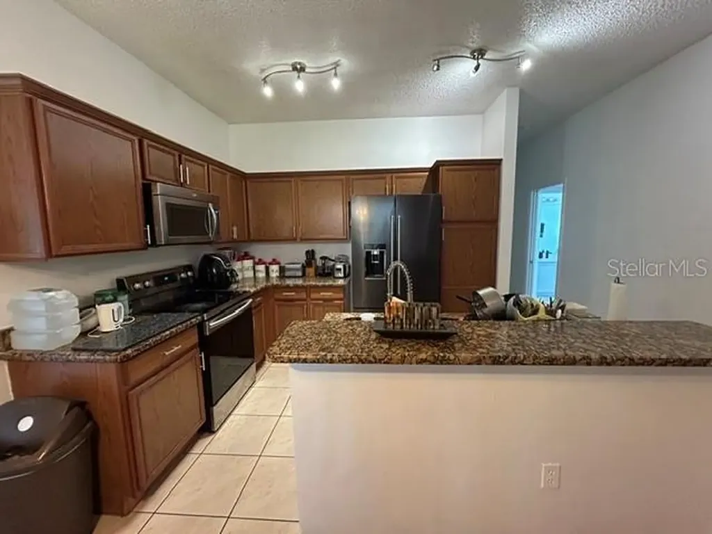 375 Aldershot Court Kissimmee FL 34758