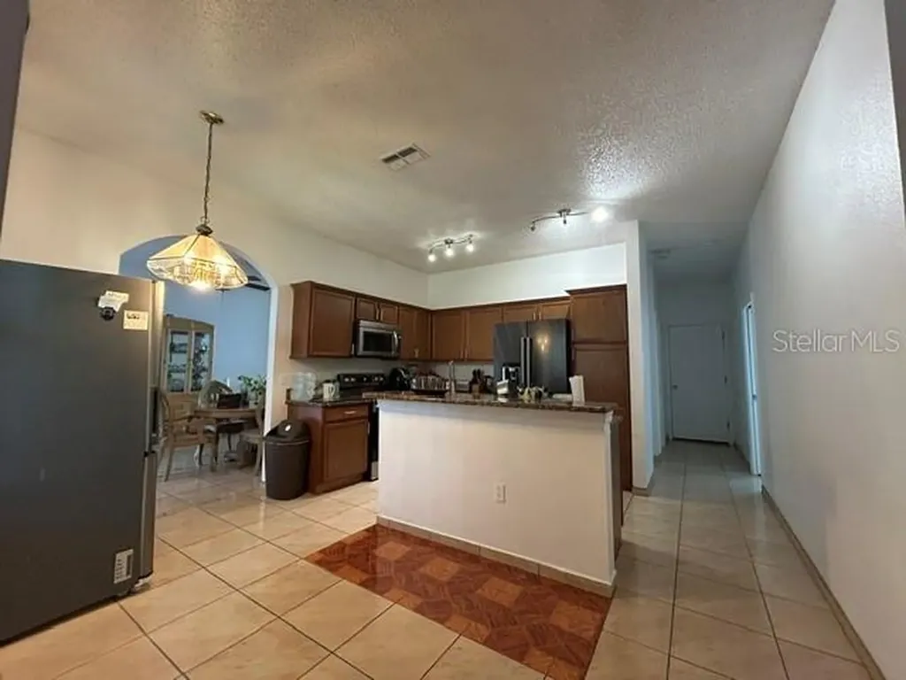 375 Aldershot Court Kissimmee FL 34758