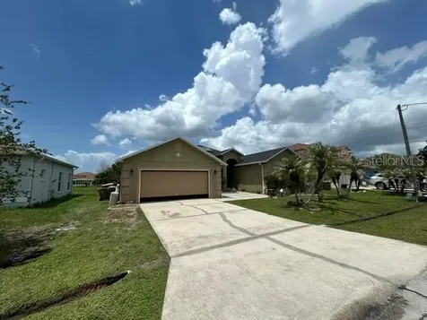 375 Aldershot Court Kissimmee FL 34758