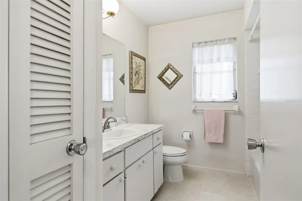 8824 Phyliss Avenue Sarasota FL 34231
