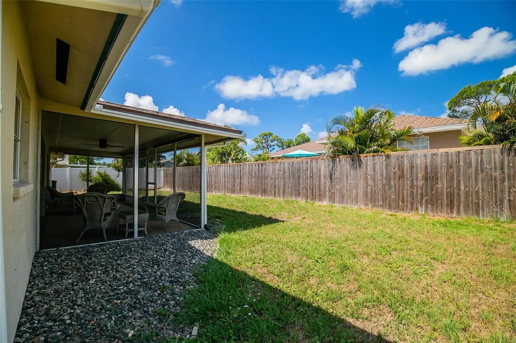 8824 Phyliss Avenue Sarasota FL 34231
