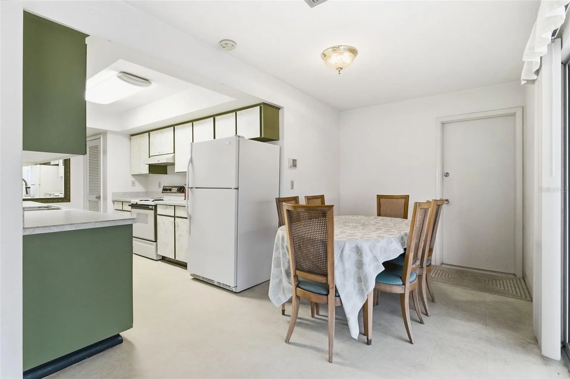 8824 Phyliss Avenue Sarasota FL 34231