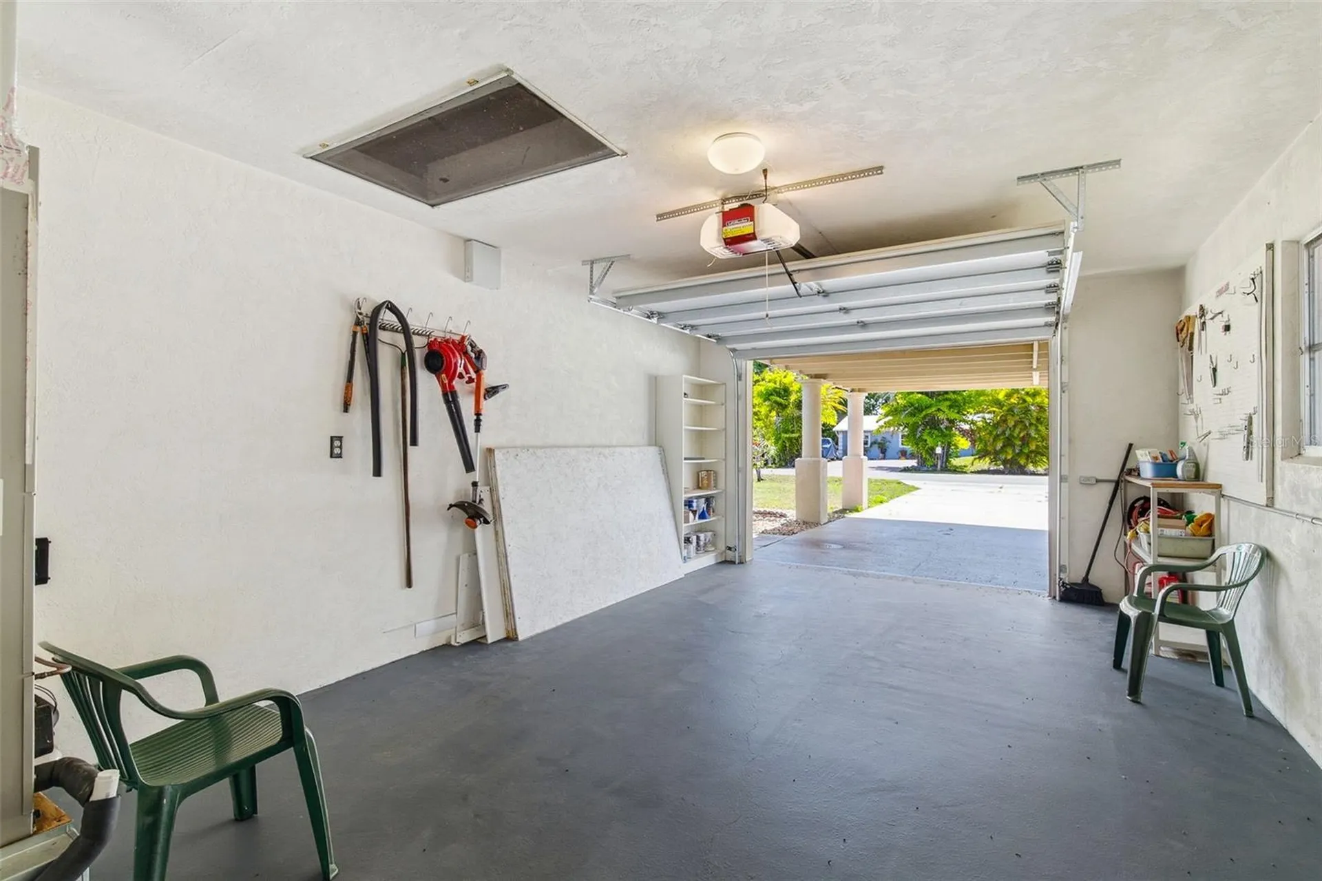 8824 Phyliss Avenue Sarasota FL 34231
