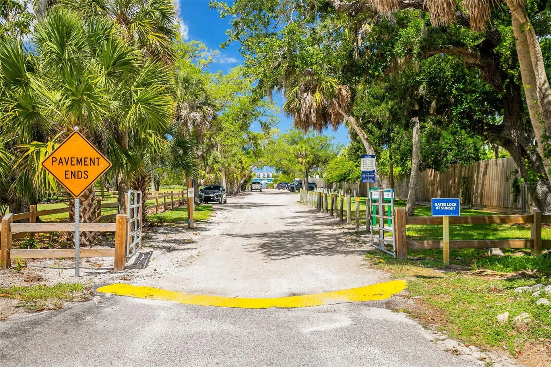 8824 Phyliss Avenue Sarasota FL 34231