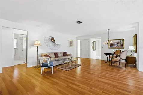 8824 Phyliss Avenue Sarasota FL 34231
