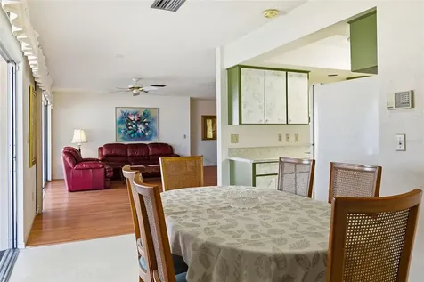 8824 Phyliss Avenue Sarasota FL 34231