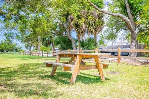 8824 Phyliss Avenue Sarasota FL 34231