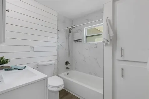 2019 42nd Street S St Petersburg FL 33711