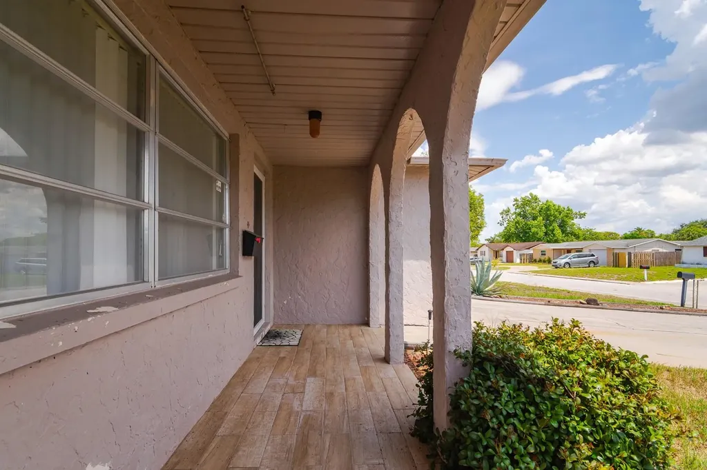 6021 2nd Avenue New Port Richey FL 34653