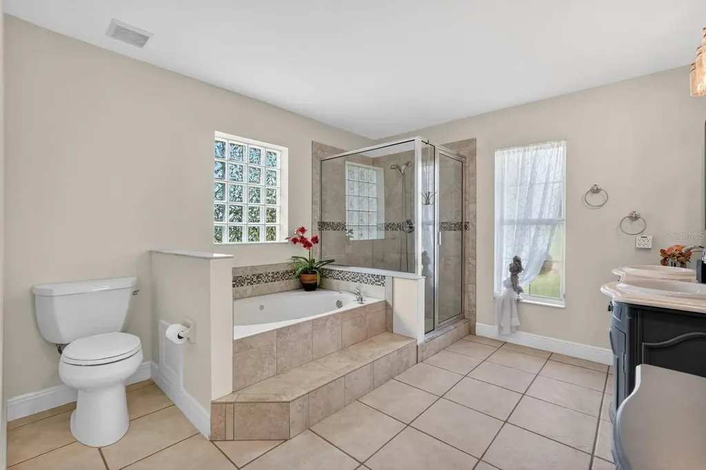 16 Lincoln Lane Palm Coast FL 32137