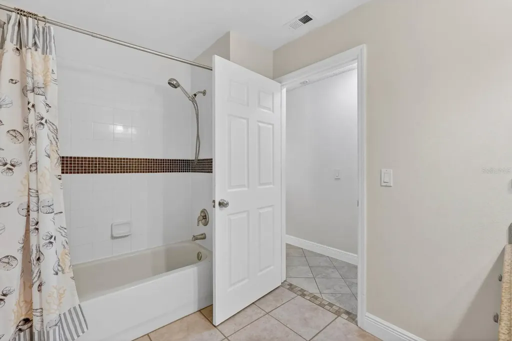 16 Lincoln Lane Palm Coast FL 32137