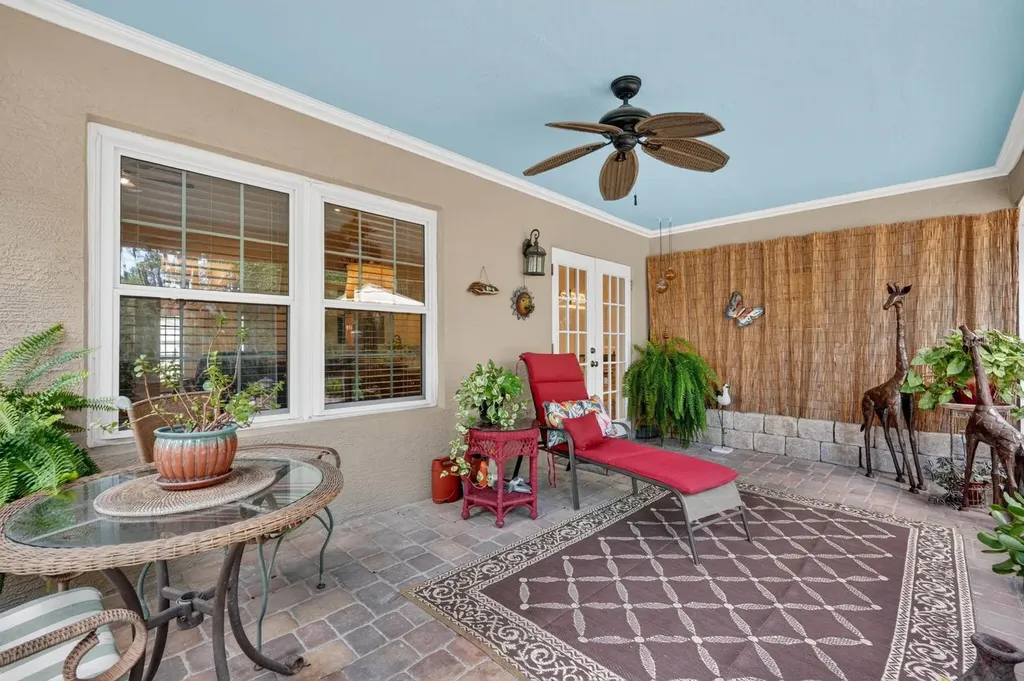16 Lincoln Lane Palm Coast FL 32137