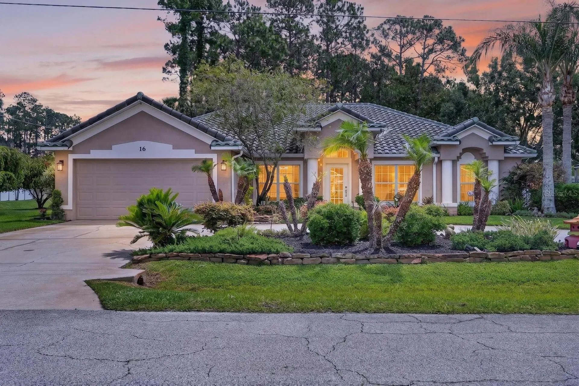 16 Lincoln Lane Palm Coast FL 32137