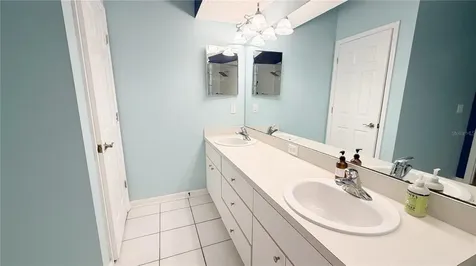 619 Schooner Bay Court Valrico FL 33594