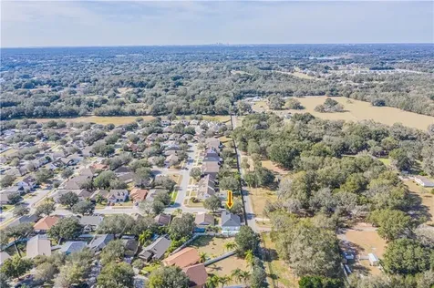 619 Schooner Bay Court Valrico FL 33594