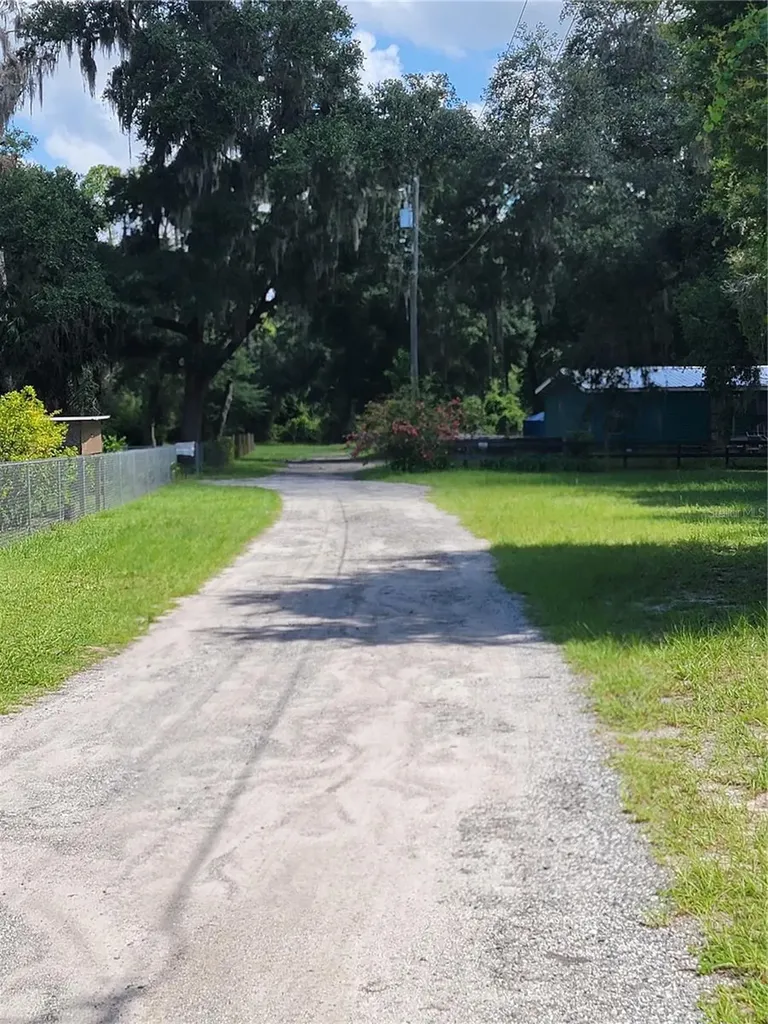 0 SE 464c Highway Ocklawaha FL 32179