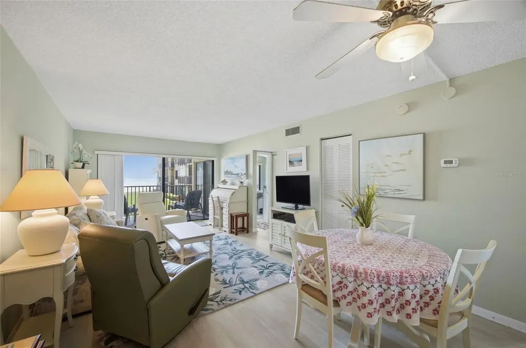6322 Palma Del Mar Boulevard S St Petersburg FL 33715