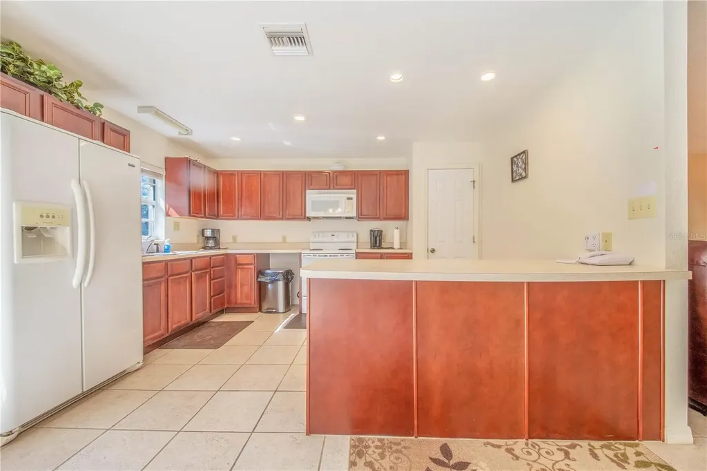 33 Pinewood Drive Haines City FL 33844