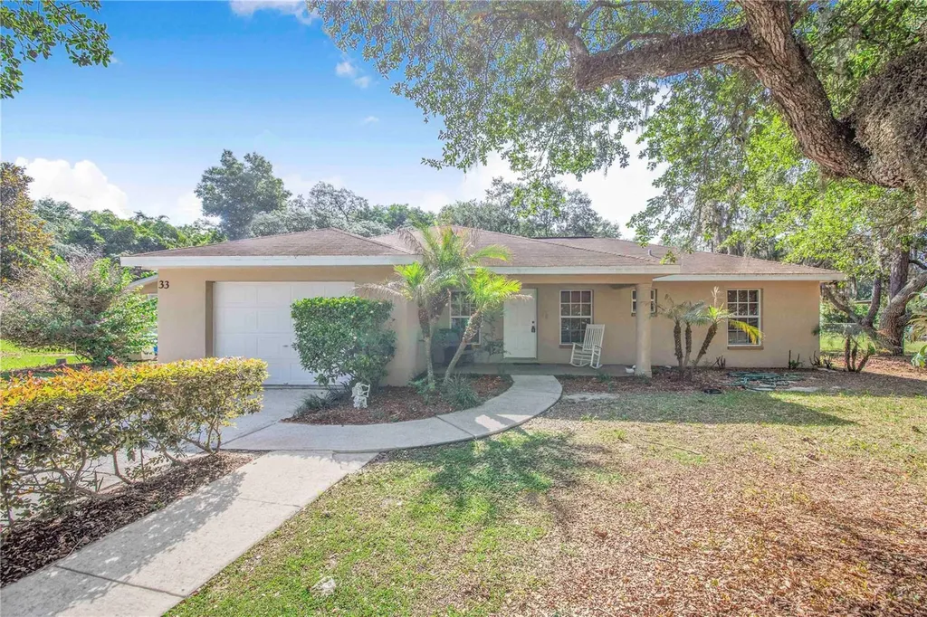 33 Pinewood Drive Haines City FL 33844