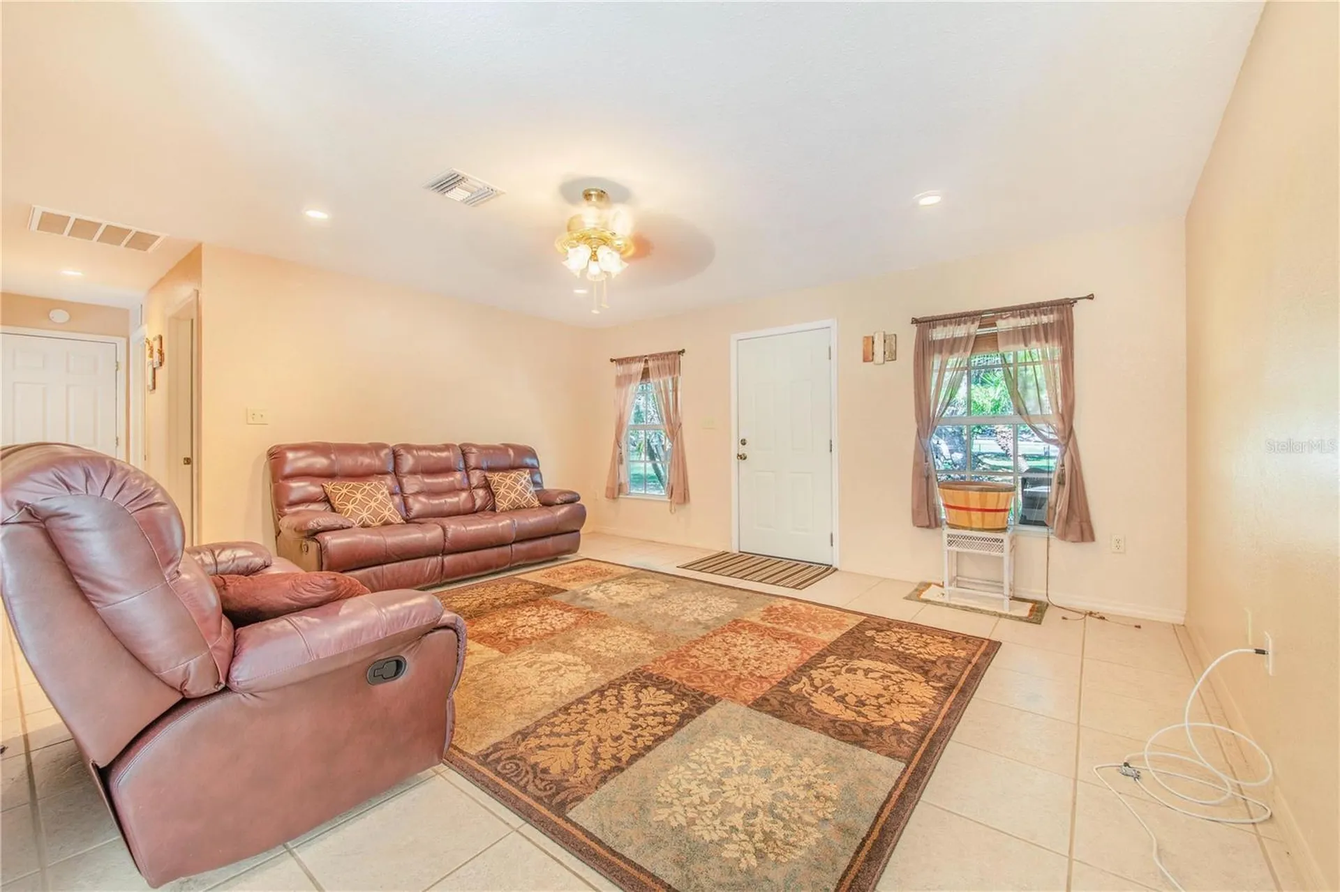 33 Pinewood Drive Haines City FL 33844