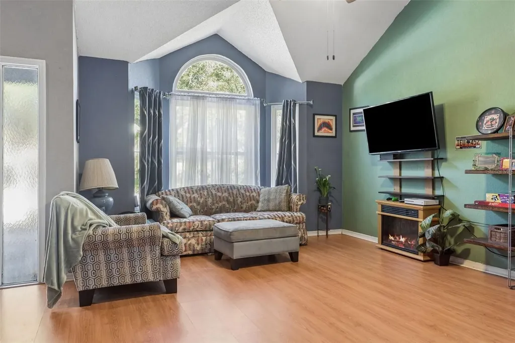 3237 Montrose Circle Palm Harbor FL 34684