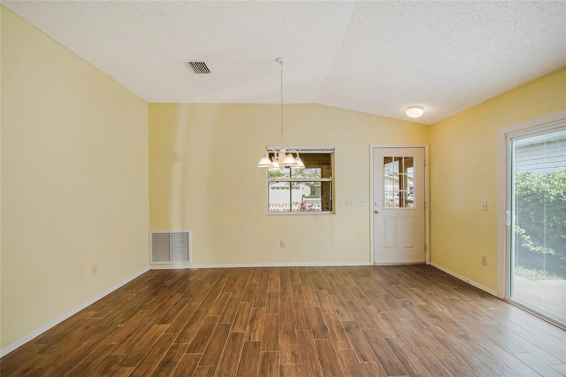 2454 Southern Oak Street The Villages FL 32162