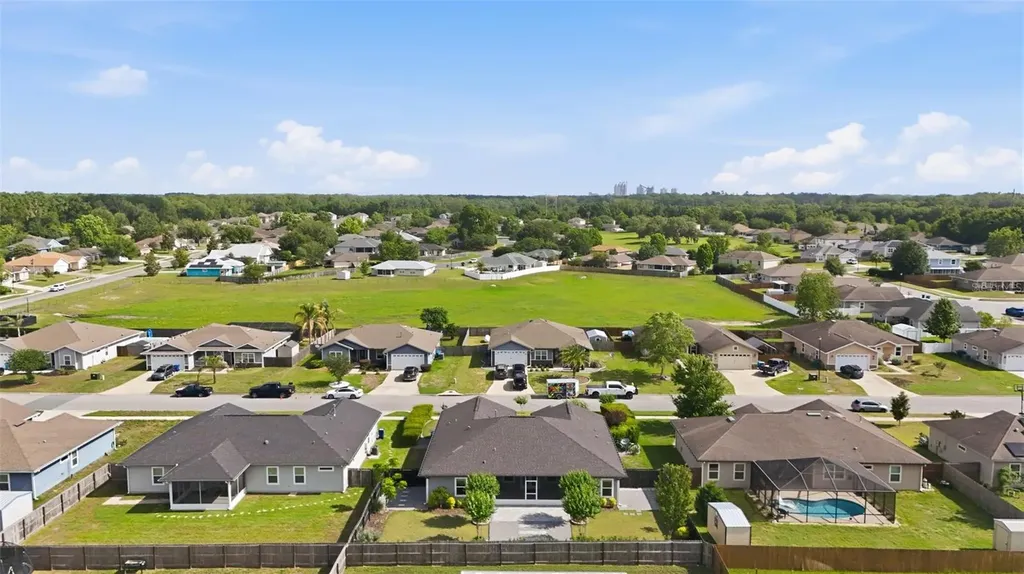 23131 NW 5th Place Newberry FL 32669