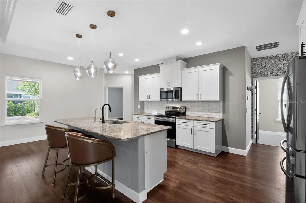 23131 NW 5th Place Newberry FL 32669