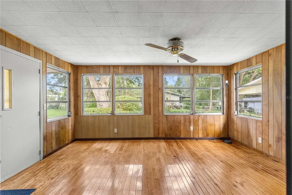 10495 SE 130th Lane Ocklawaha FL 32179