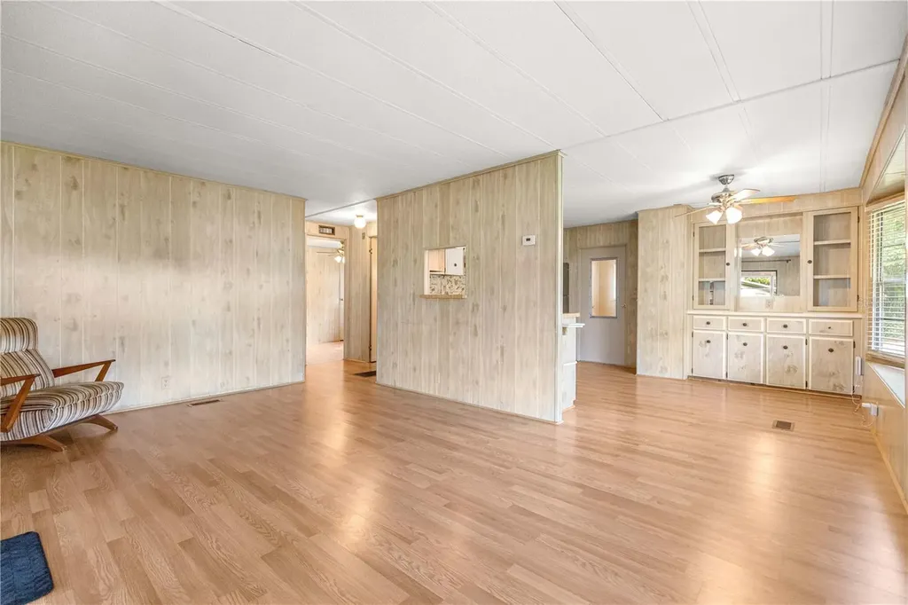 10495 SE 130th Lane Ocklawaha FL 32179