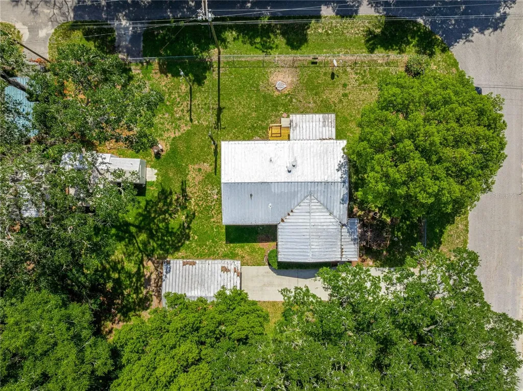 10495 SE 130th Lane Ocklawaha FL 32179