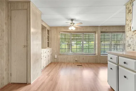10495 SE 130th Lane Ocklawaha FL 32179