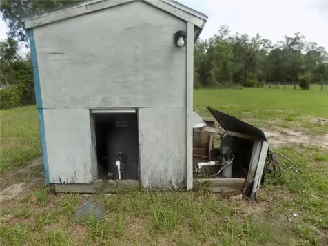 8708 NE Waldo Road Gainesville FL 32609