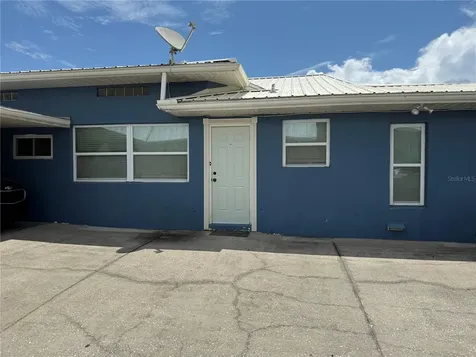 1524 18th Avenue N St Petersburg FL 33704