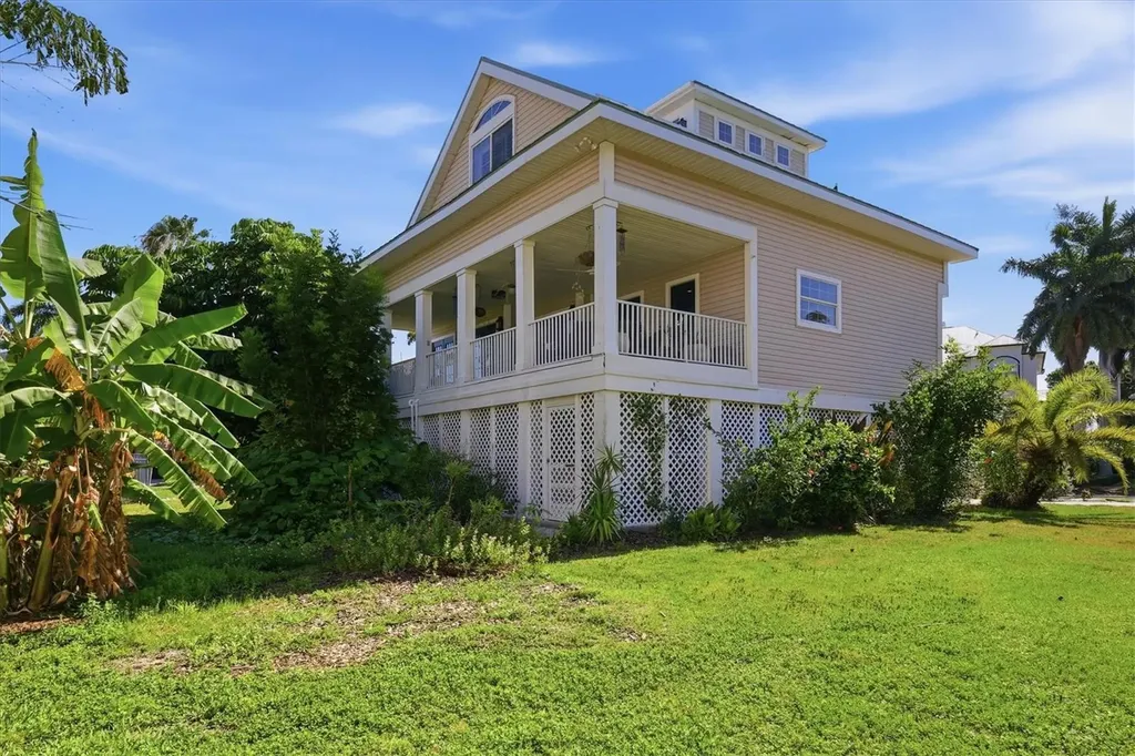 7107 Hawks Harbor Circle Bradenton FL 34207