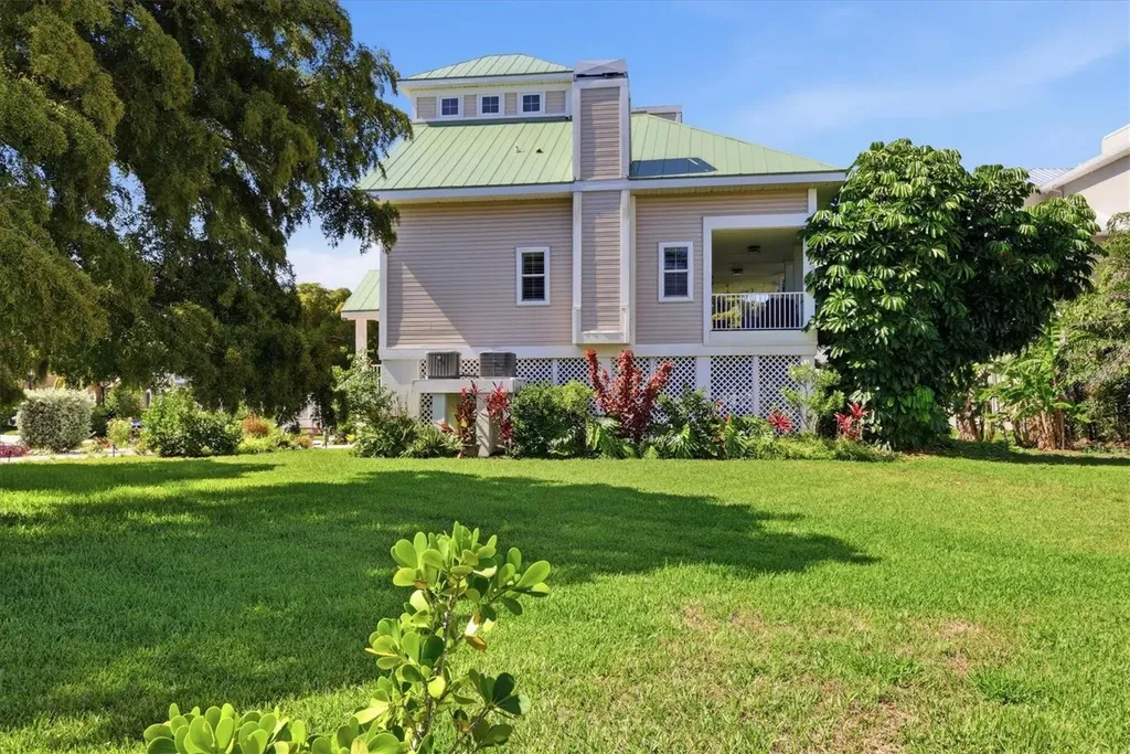 7107 Hawks Harbor Circle Bradenton FL 34207