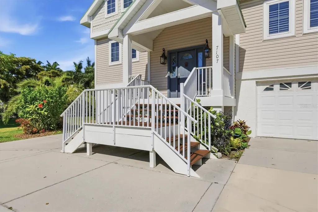 7107 Hawks Harbor Circle Bradenton FL 34207