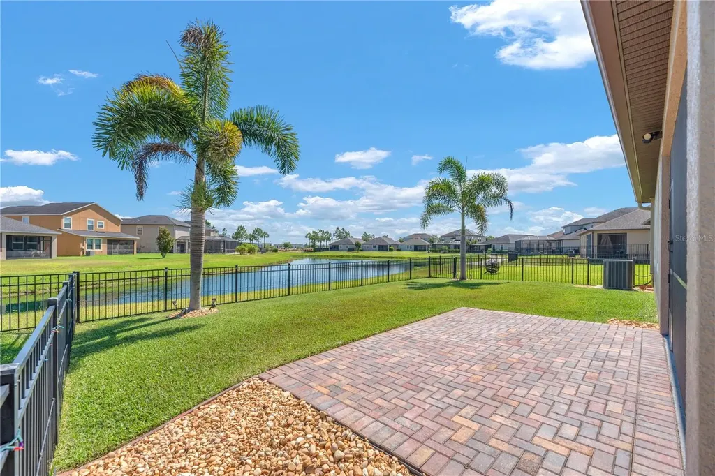 10036 Sage Creek Drive Sun City Center FL 33573
