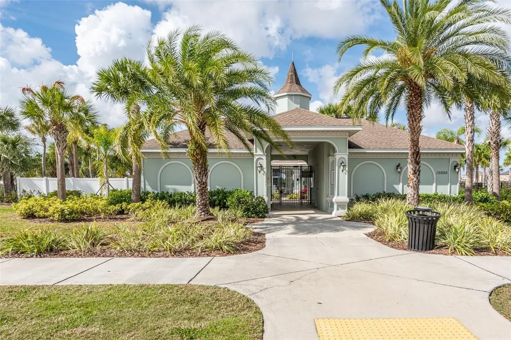 10036 Sage Creek Drive Sun City Center FL 33573