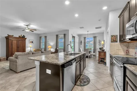 10036 Sage Creek Drive Sun City Center FL 33573
