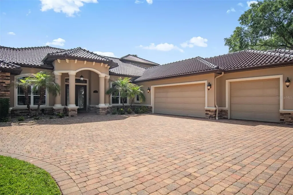 2 Caitlin Court Palm Coast FL 32137