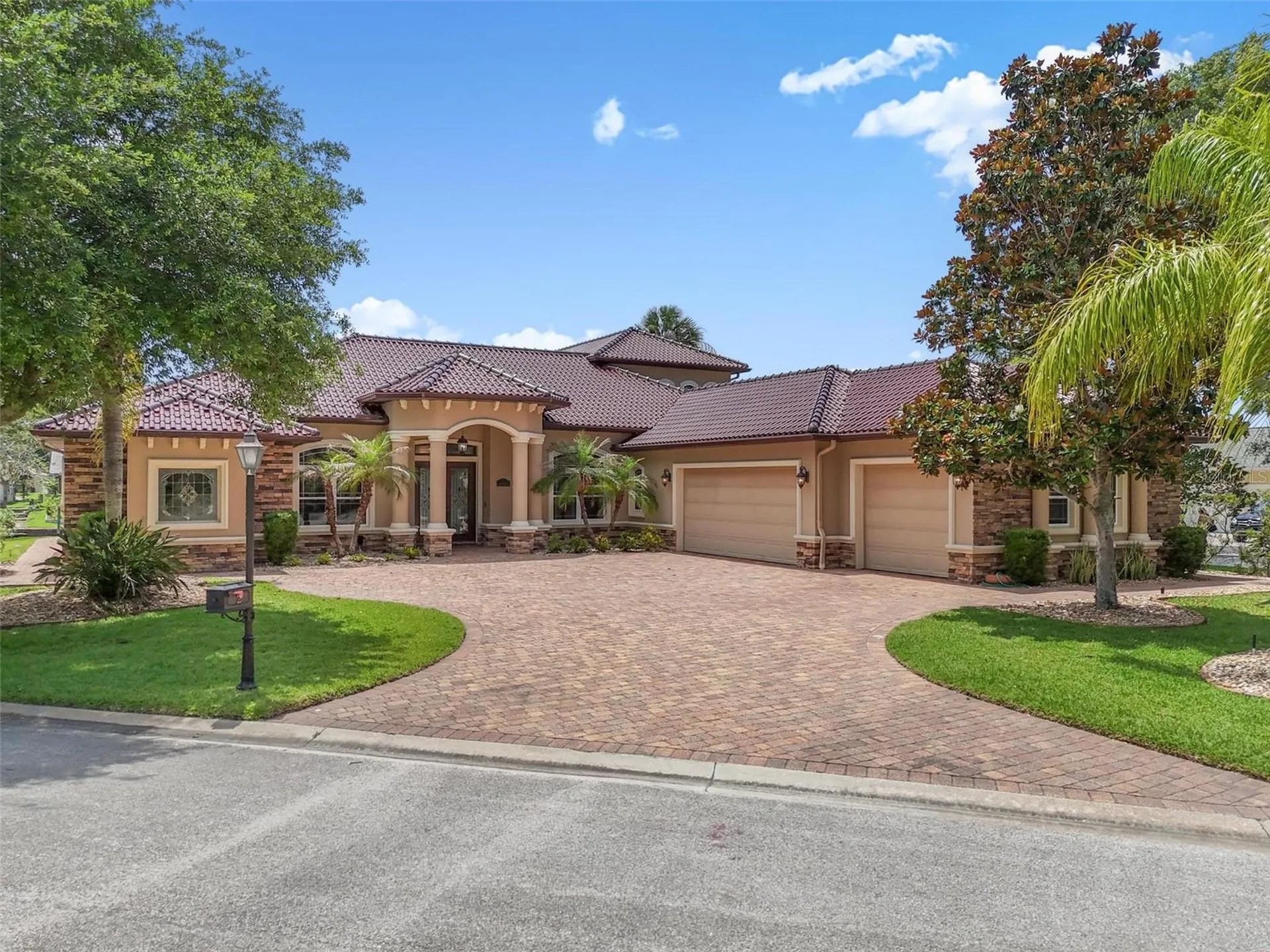 2 Caitlin Court Palm Coast FL 32137