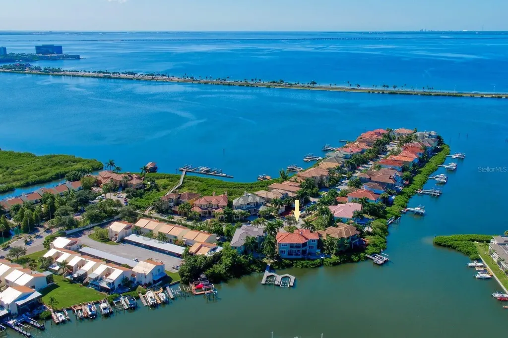 4130 Causeway Vista Drive Tampa FL 33615